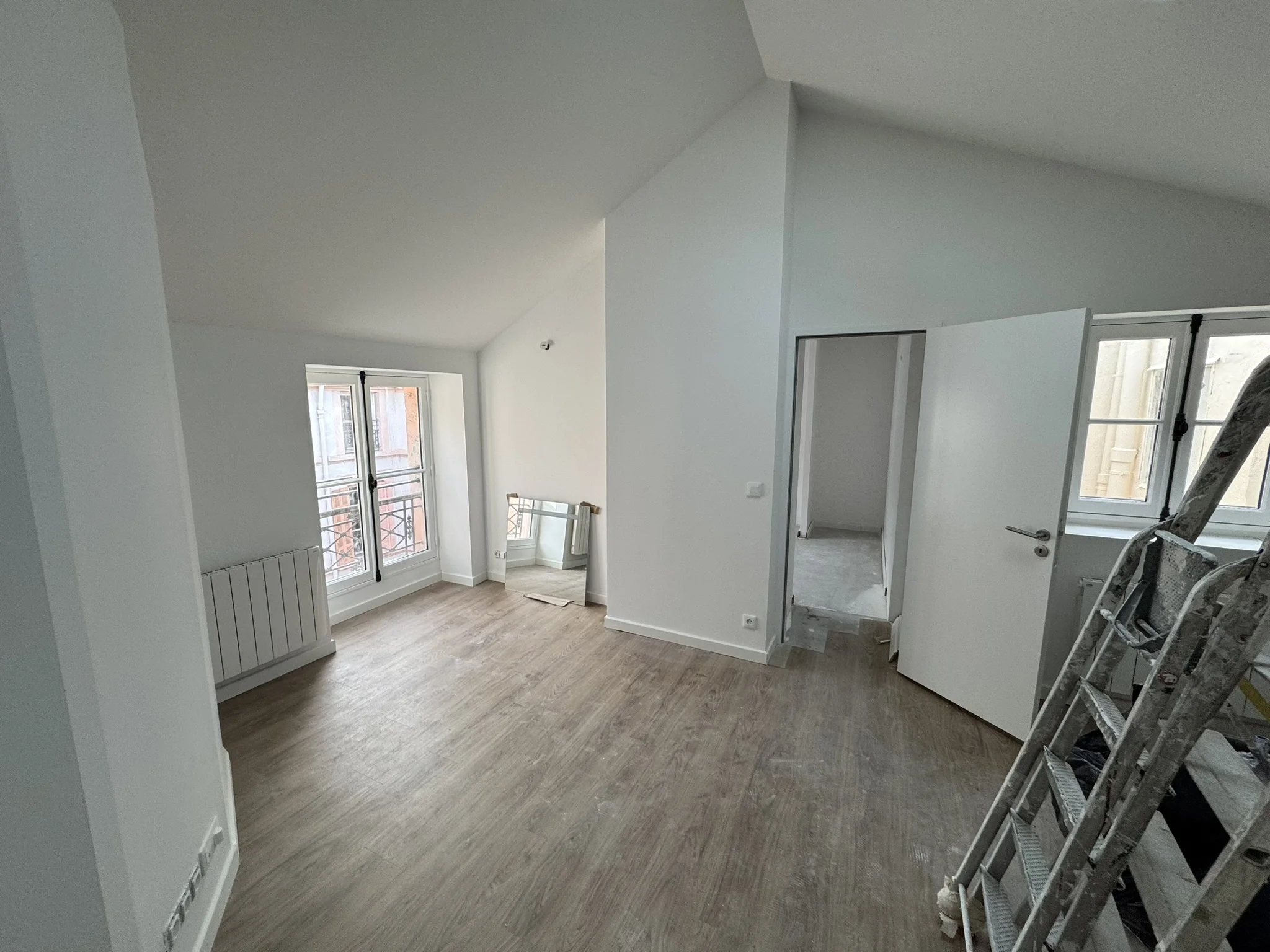 CARNOT PENDANT (2)